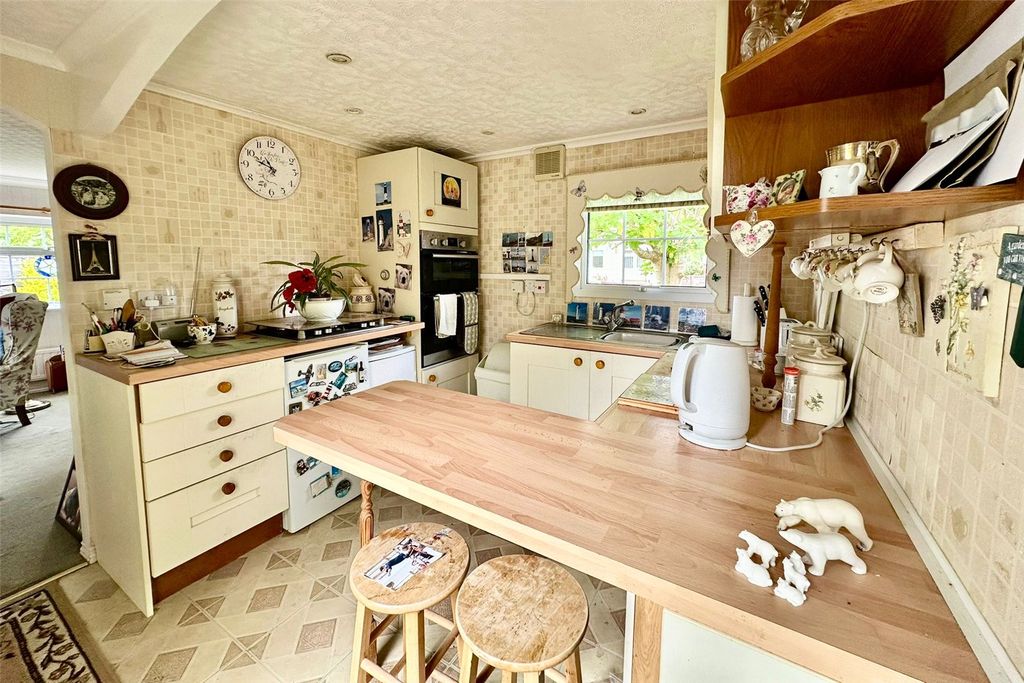 Property photo 2 of 16 Picture No. 03