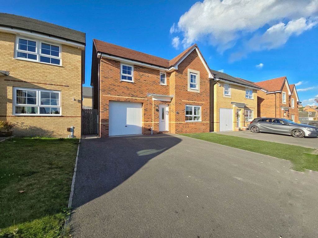 Property photo 2 of 24