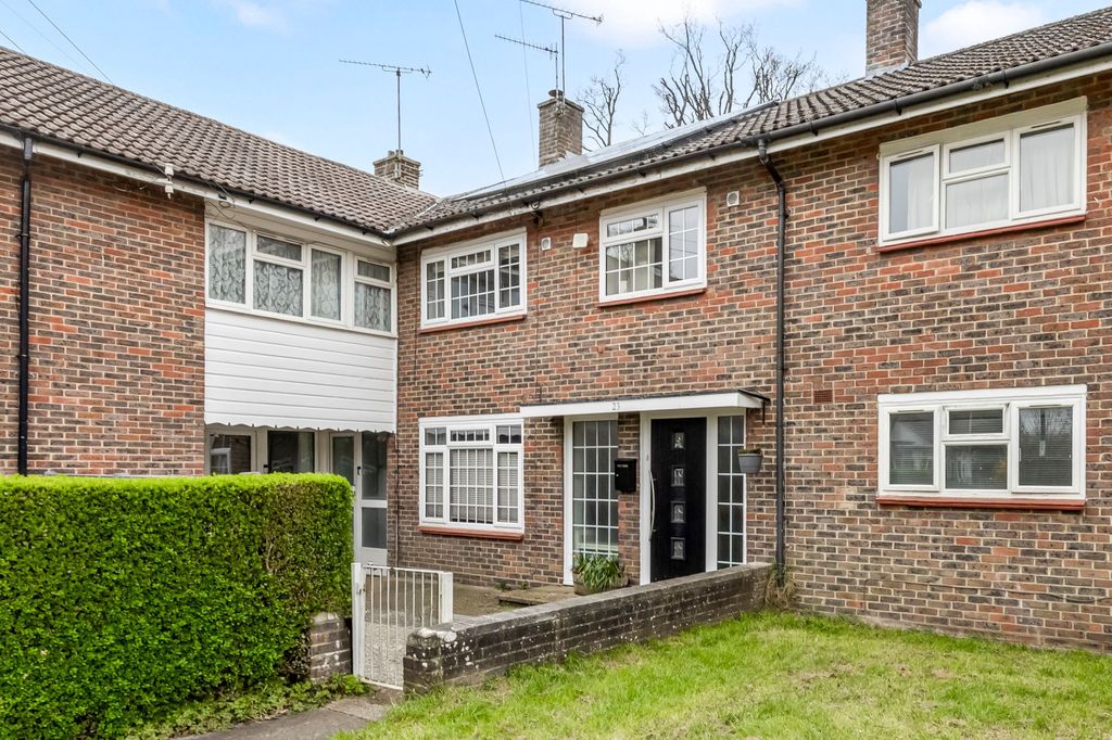 Property photo 1 of 17