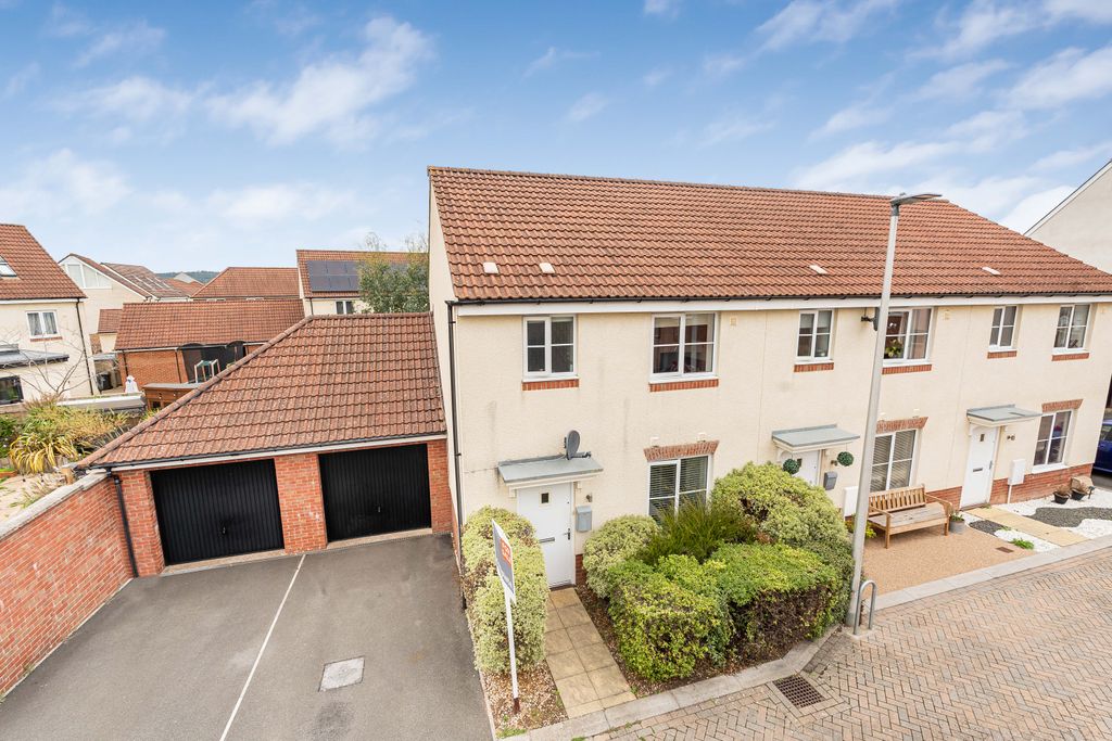 Property photo 1 of 12 1_91653
