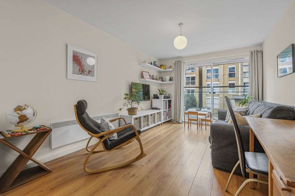 Property photo 3 of 9