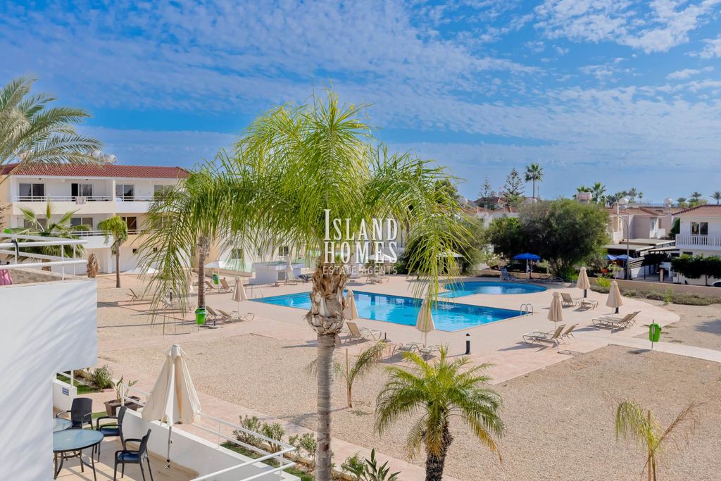 Property photo 3 of 24