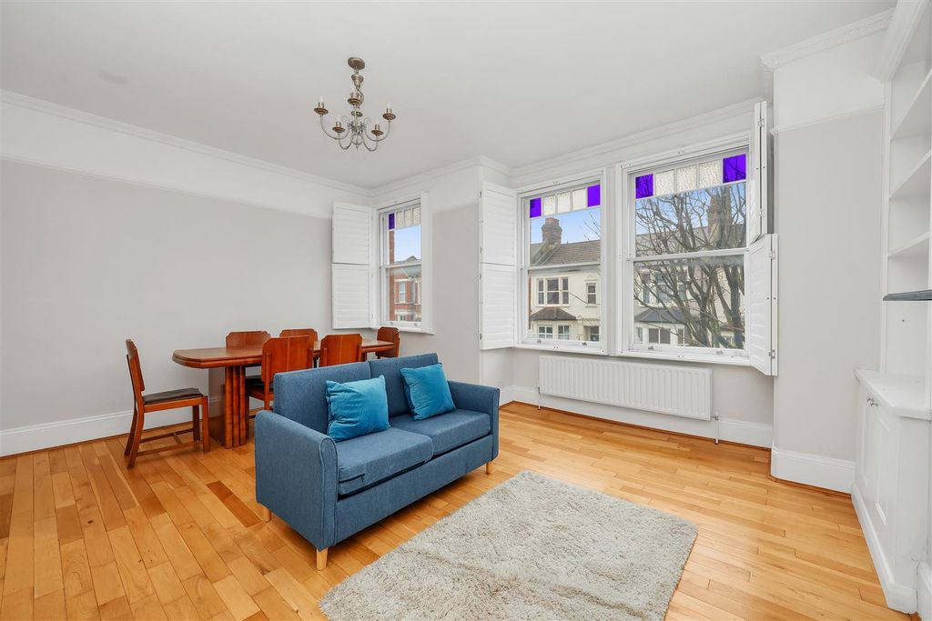 Property photo 2 of 12 Reception