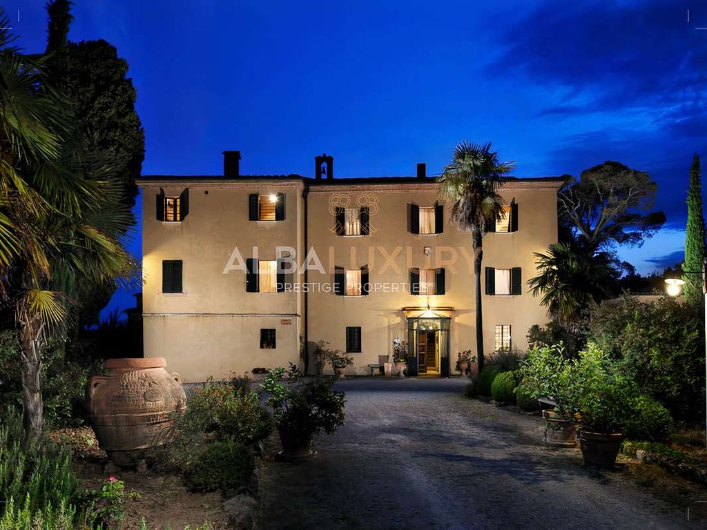 Property photo 2 of 31