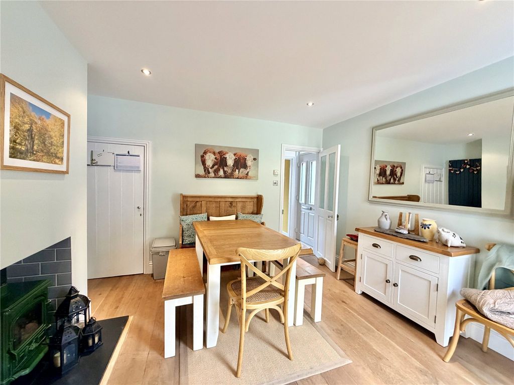Property photo 3 of 15 Picture No. 04
