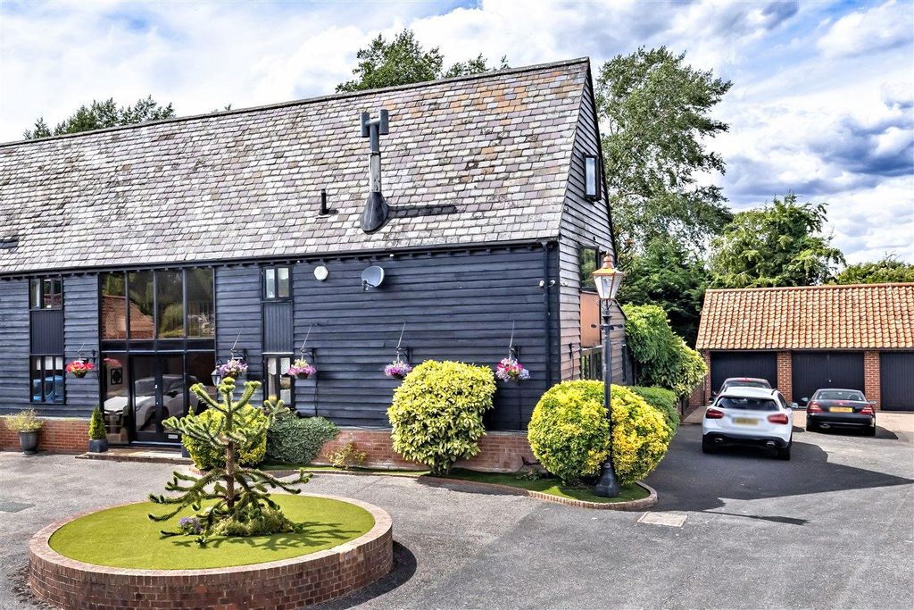 Property photo 1 of 39 3 Barns Co (48).Jpg