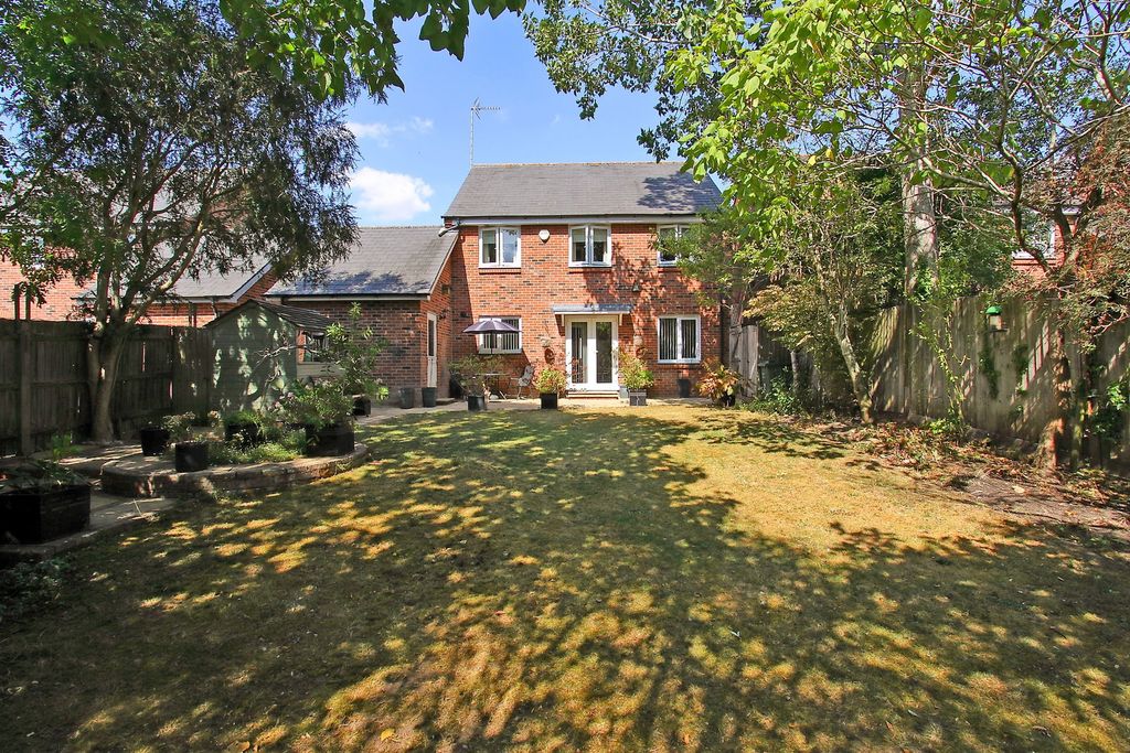 Property photo 2 of 16