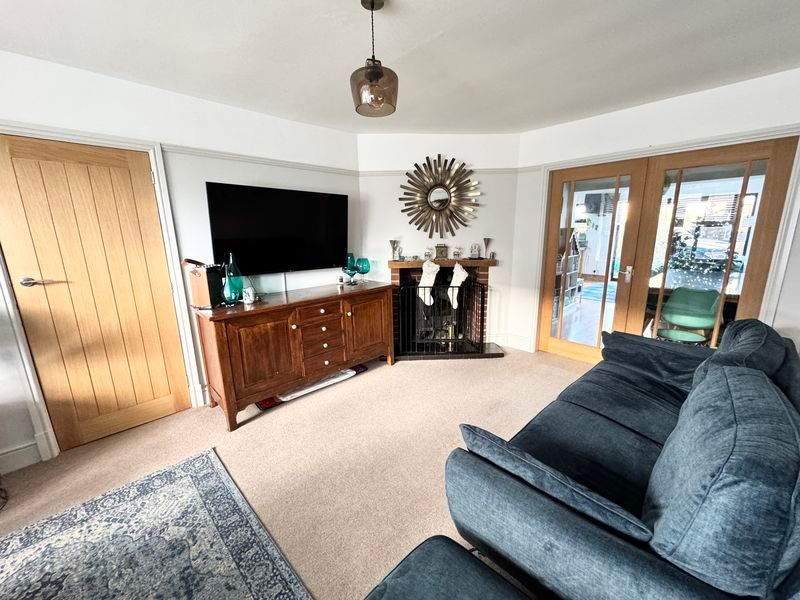 Property photo 3 of 23 Photo 44