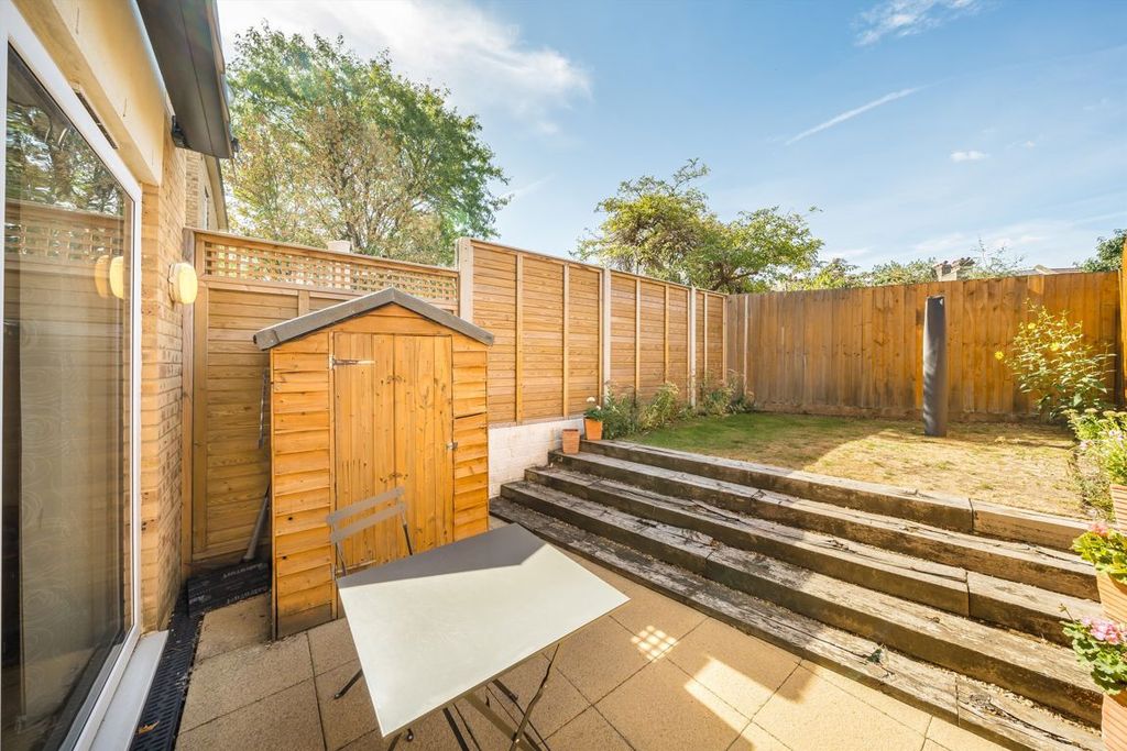 Property photo 2 of 7