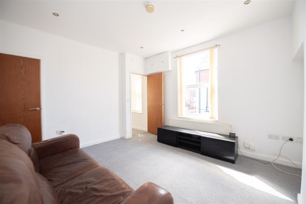 Property photo 2 of 9 Dsc_9240.Jpg