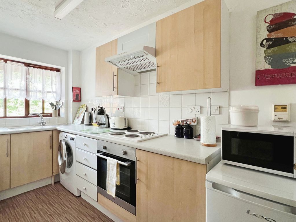 Property photo 2 of 6