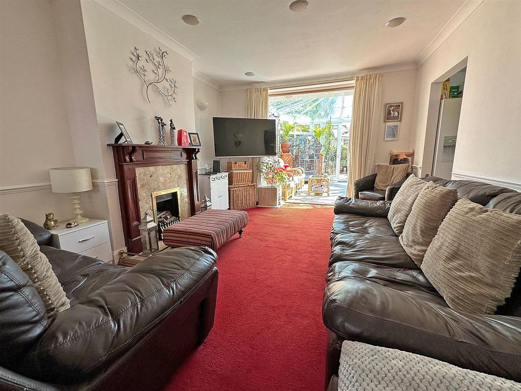 Property photo 2 of 14 l2.Jpg