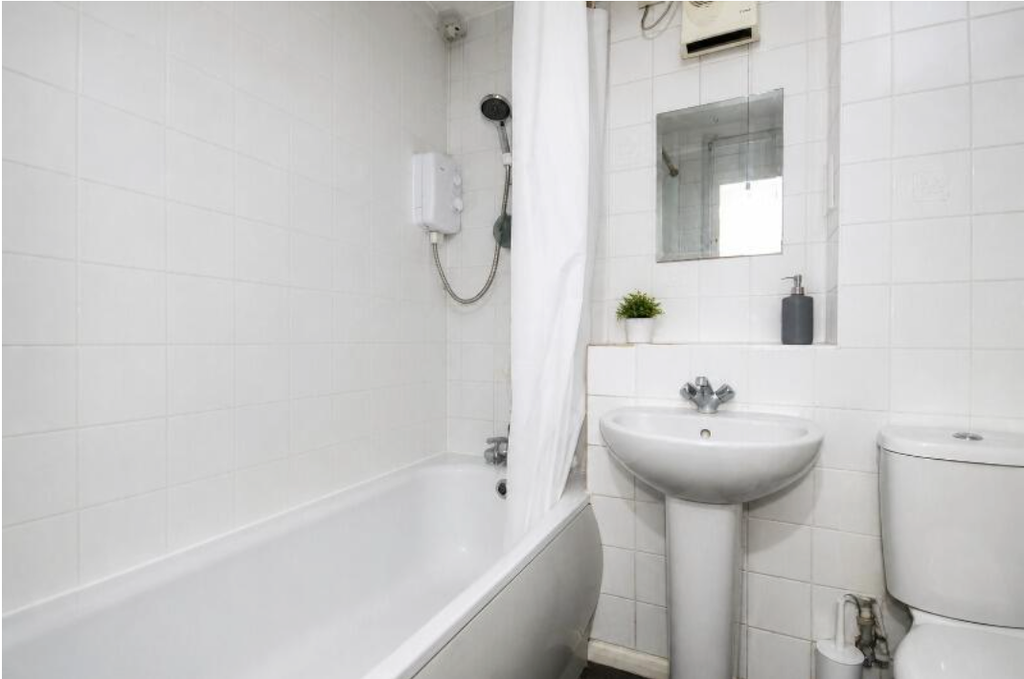 Property photo 3 of 5