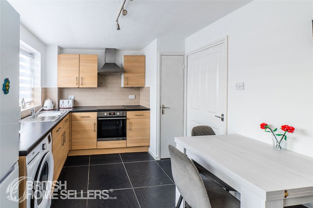 Property photo 2 of 15 Picture No. 03