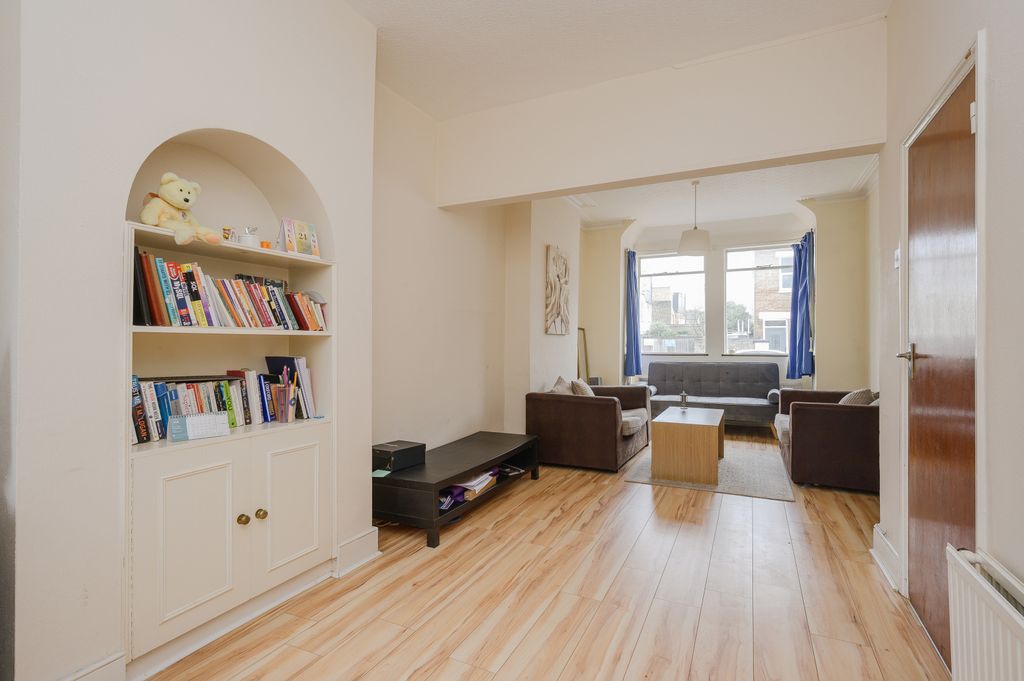 Property photo 2 of 8 Picture No. 02