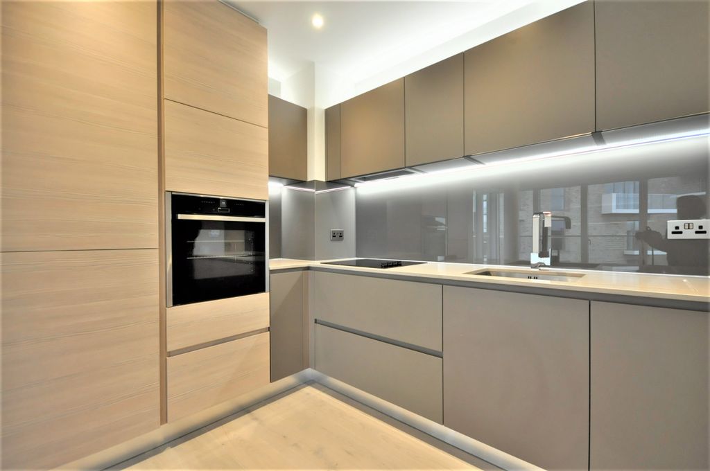 Property photo 2 of 5 Photo 02