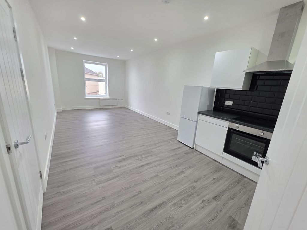 Property photo 3 of 20 Property