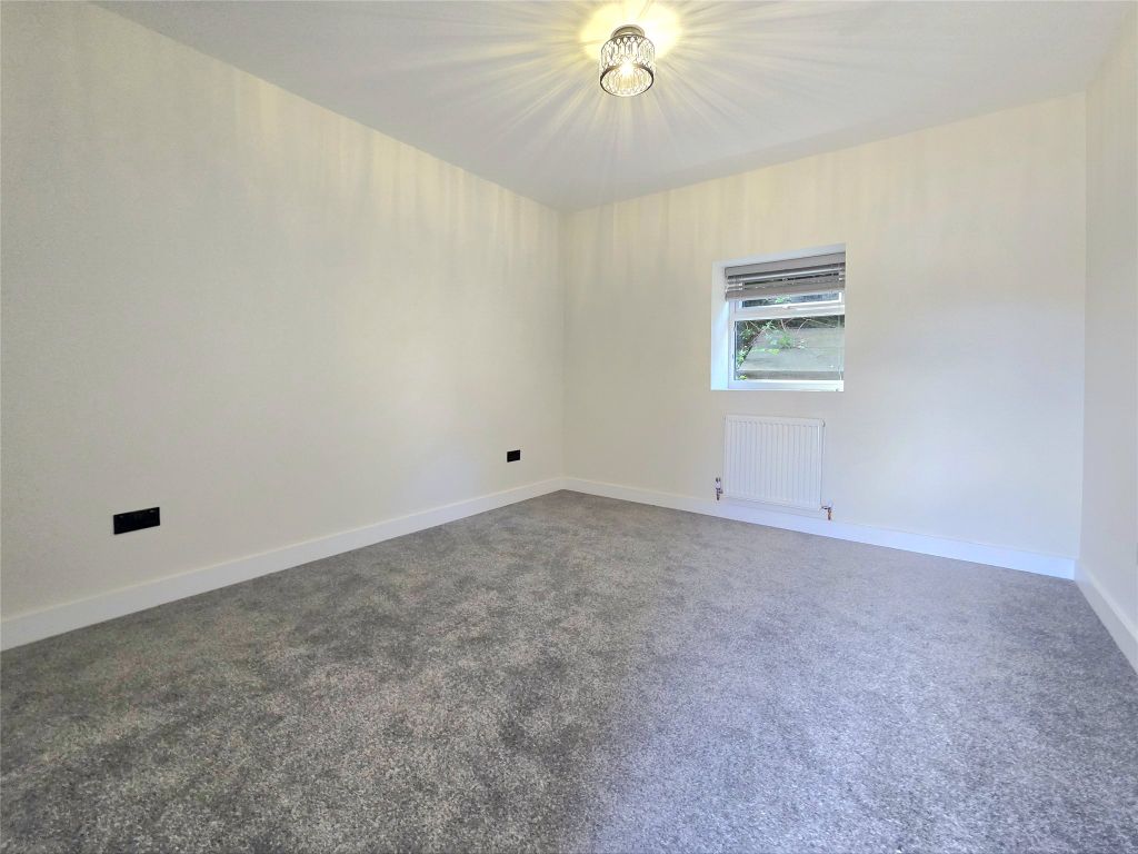 Property photo 2 of 6 Picture No. 01