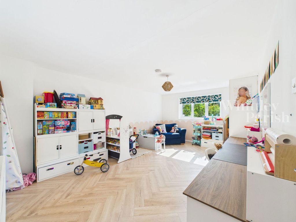 Property photo 3 of 19