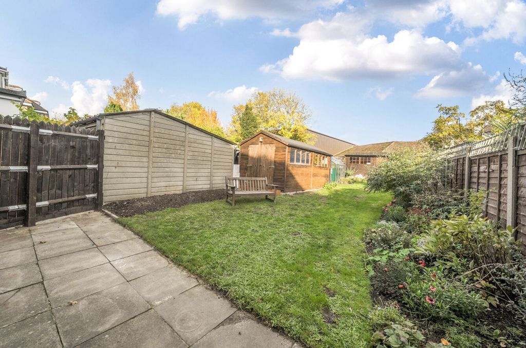 Property photo 3 of 24