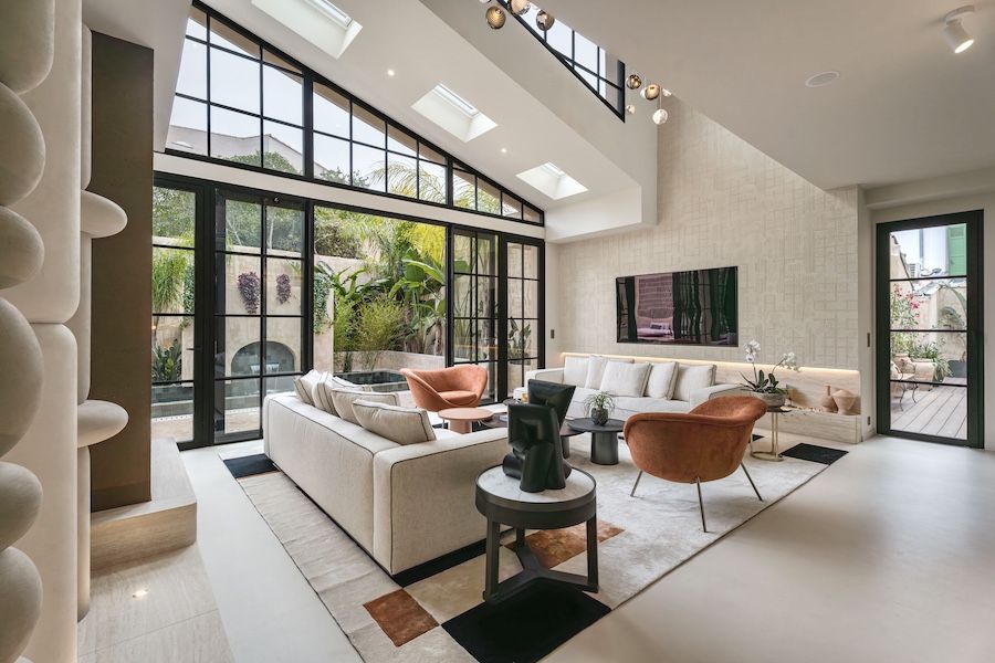 Property photo 2 of 22