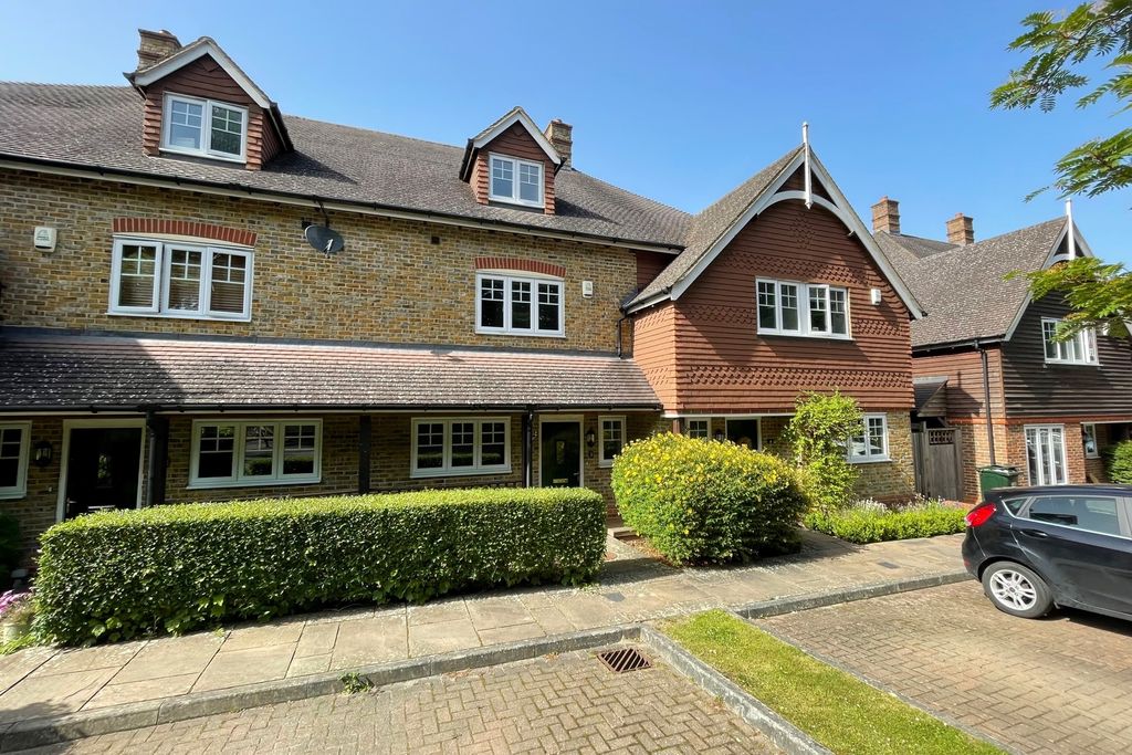 Property photo 1 of 24