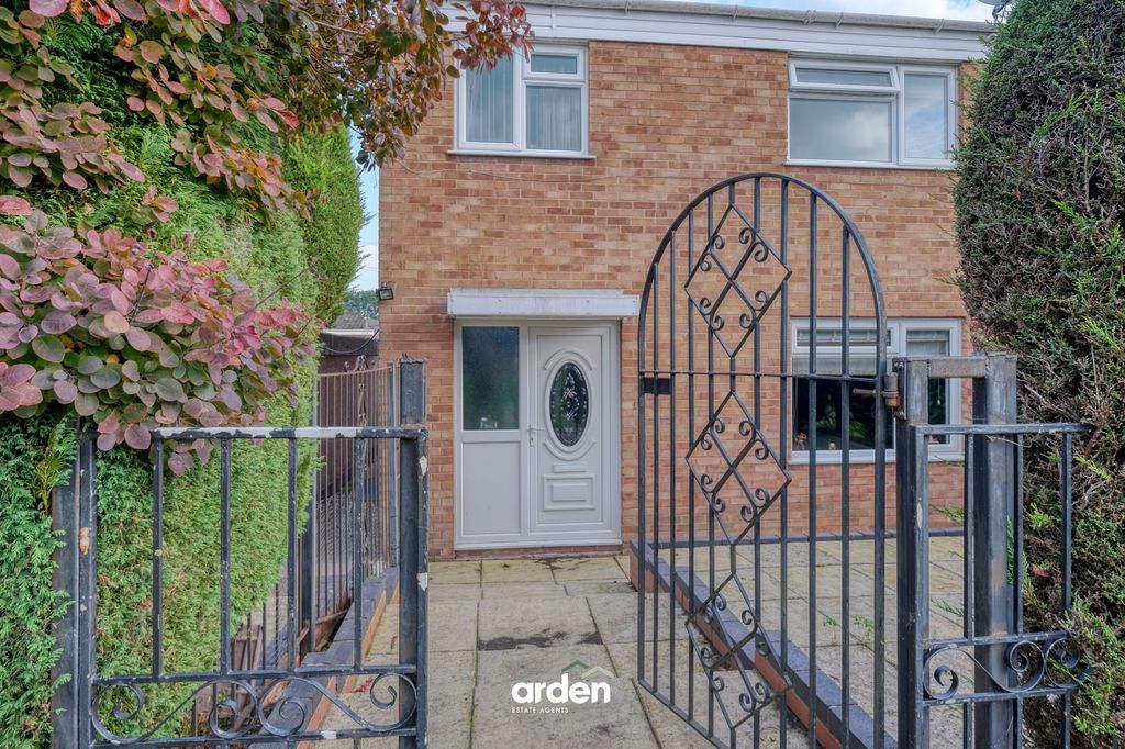Property photo 2 of 18