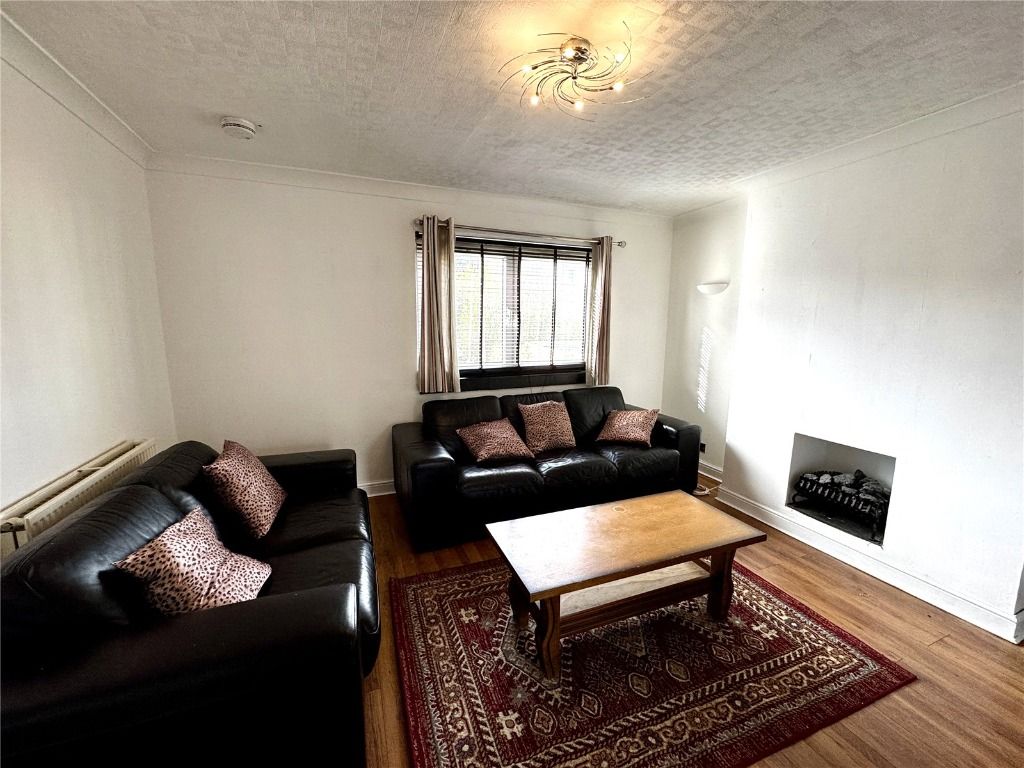 Property photo 2 of 9 Photo 2