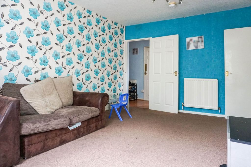 Property photo 3 of 8 Living Room