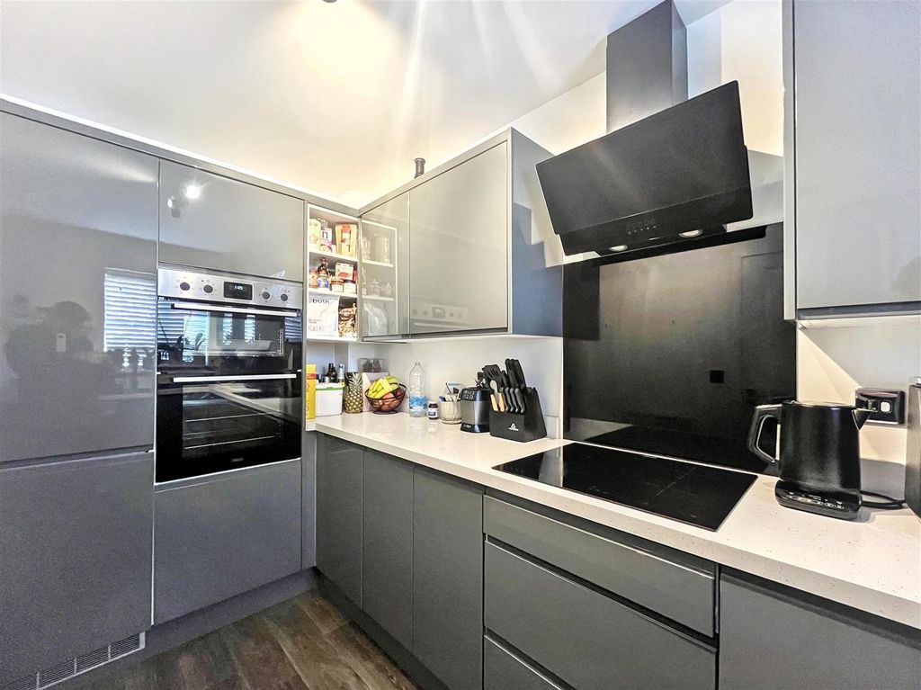 Property photo 3 of 9 Img_4823.Jpg