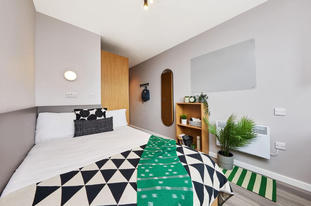 Property photo 2 of 6 O_1J44Fbojtlrrena1Noe167K1Q9Vp.Jpg