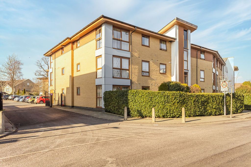 Property photo 1 of 14