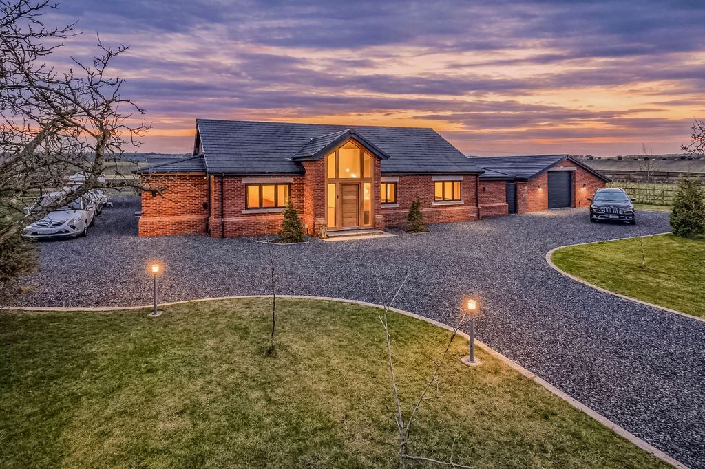 Property photo 1 of 55