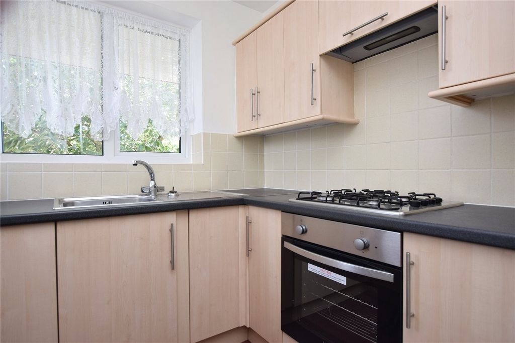 Property photo 2 of 12 Picture No. 01
