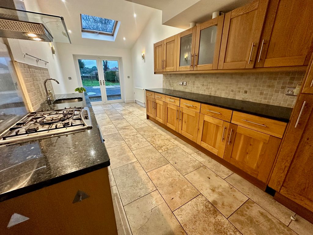 Property photo 1 of 25 Image