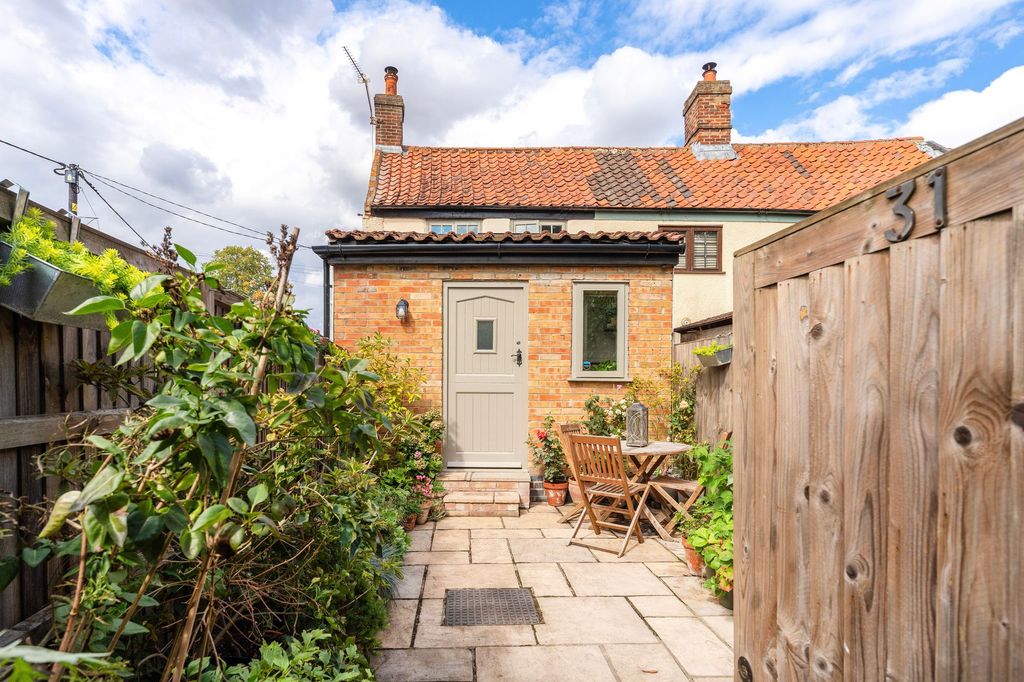 Property photo 1 of 16