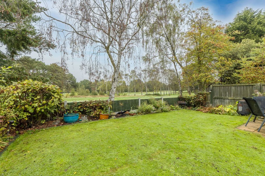 Property photo 3 of 31