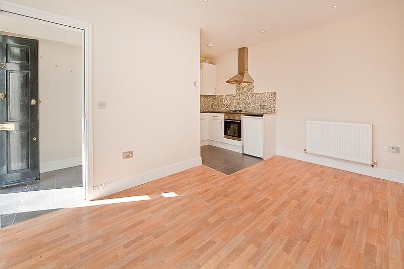 Property photo 3 of 6 Open Plan