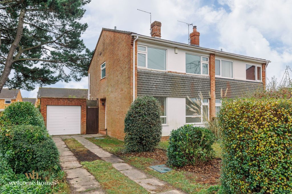 Property photo 1 of 20