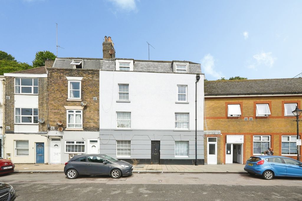 Property photo 1 of 11 Pbox-Img.Jpg