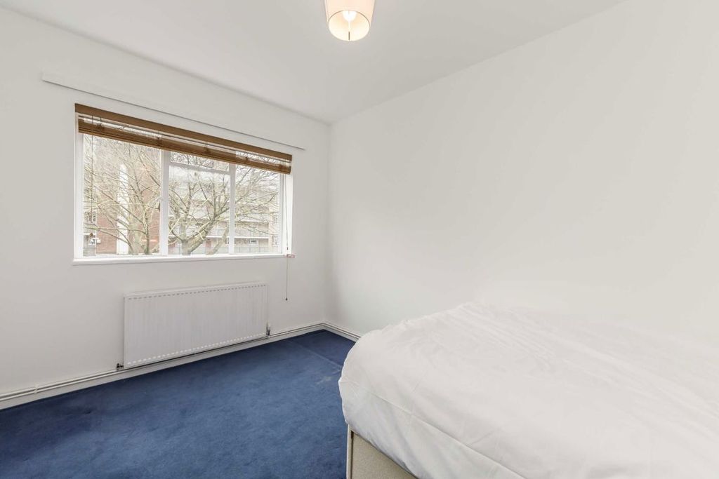 Property photo 3 of 4