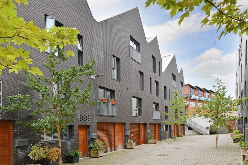 Property photo 1 of 37 External