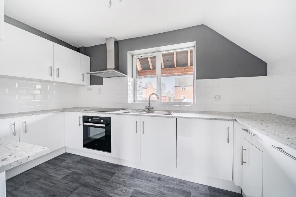 Property photo 2 of 24 Kitchen