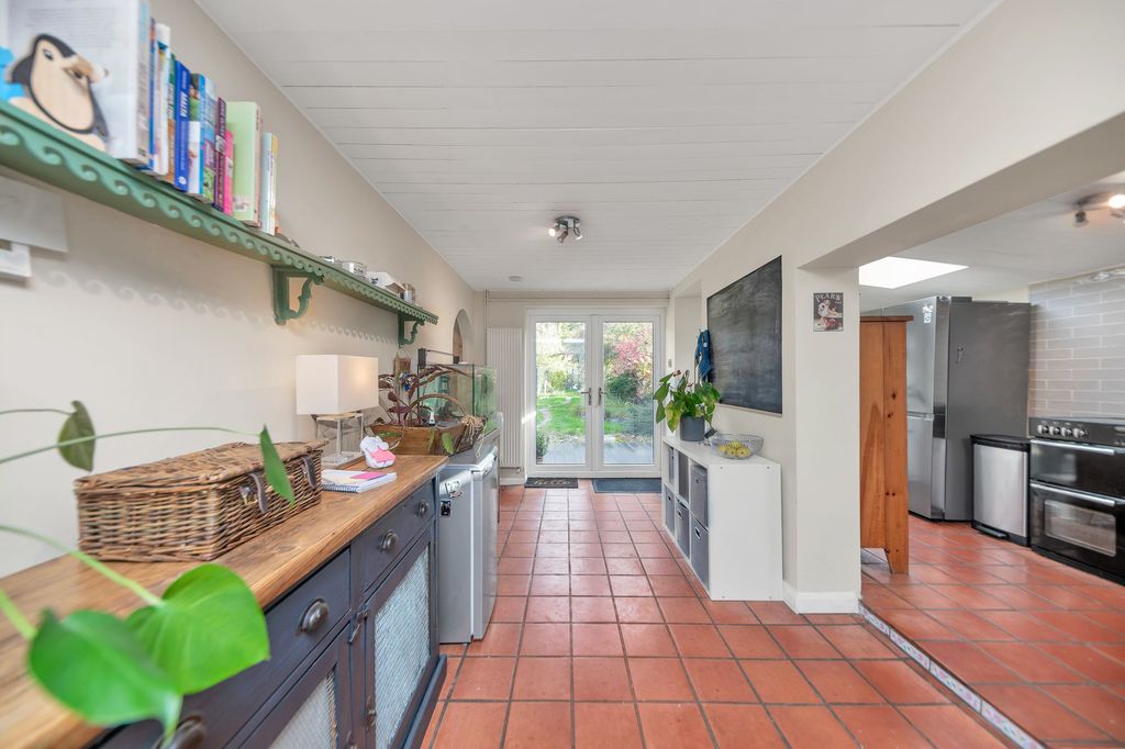 Property photo 3 of 30