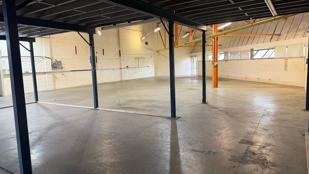 Property photo 2 of 7 Photo 9