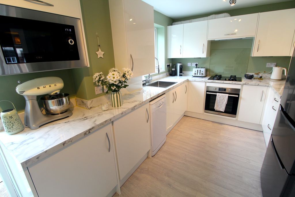 Property photo 2 of 10 Kitchen/Diner