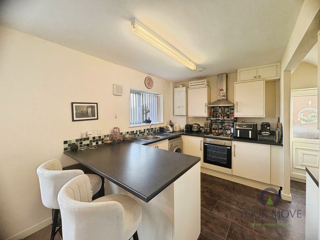 Property photo 3 of 12 Kitchen/Diner