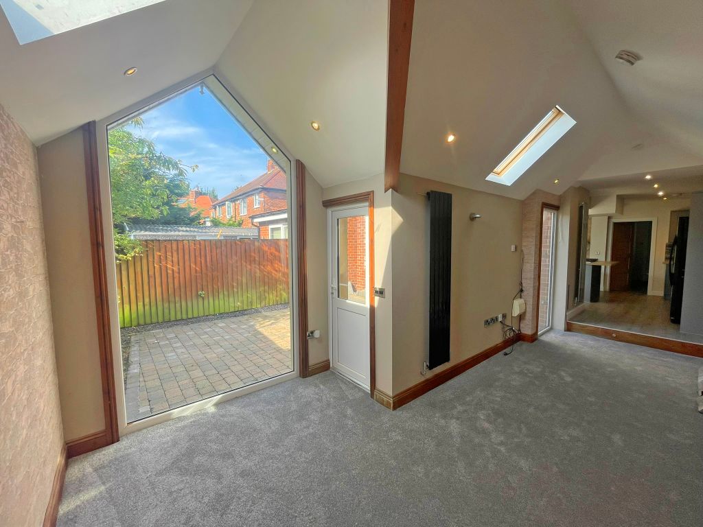 Property photo 3 of 13 Img_8577