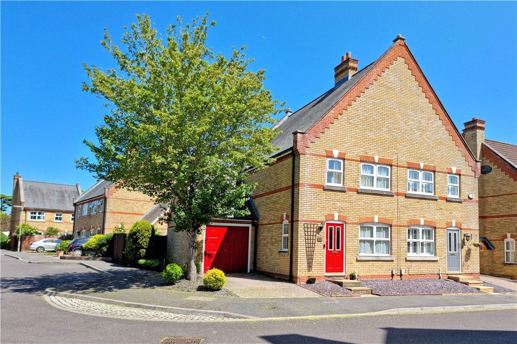 Property photo 1 of 19 Exterior