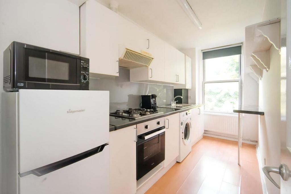 Property photo 2 of 4